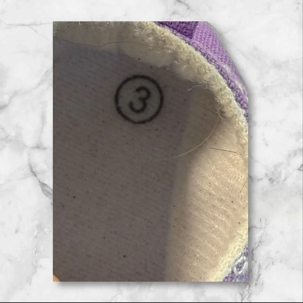 Baby crib shoes size 3